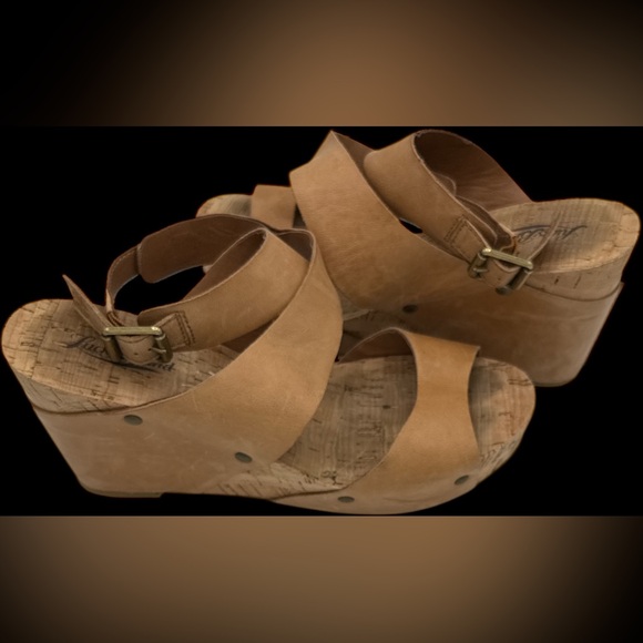 Lucky Brand “Moran Tan Leather Wrapped Cork 4 Strap Wedges” - Picture 1 of 5